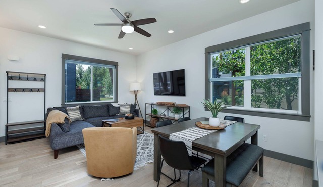 Modern home w/garage converted game room!