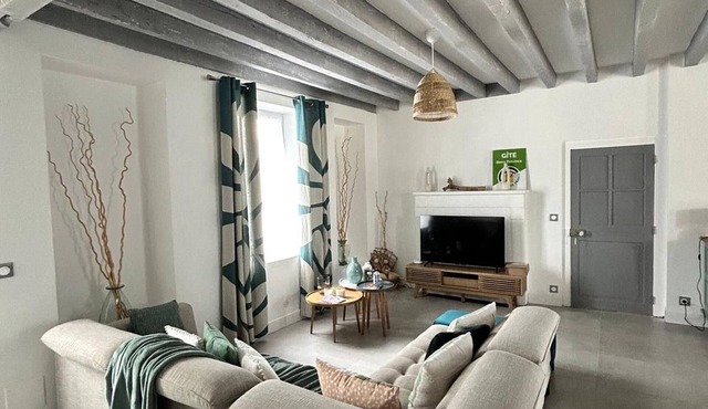 Modern Home with Pool, Near Bourges – 4 Bedrooms, Terrace & Garden