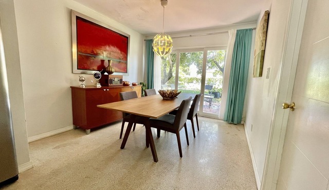 Modern Home with 2 Bedroom 2 Bath.