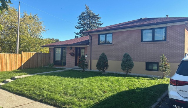 Modern home with 3BR near Scarborough Golf Club