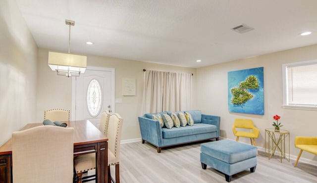 Modern home with 5 bedrooms 2.5 bathroom and 2 full kitchens.