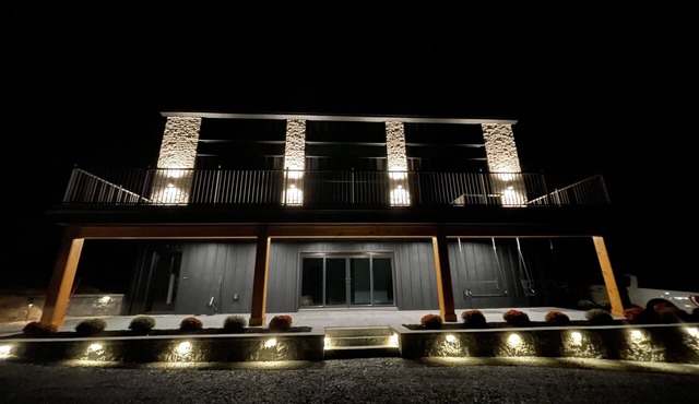 Modern Home with Cabin Vibes next to Omni Bedford Springs Resort