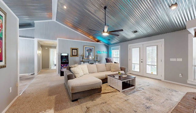 Modern home with full kitchen, patio and access to pond