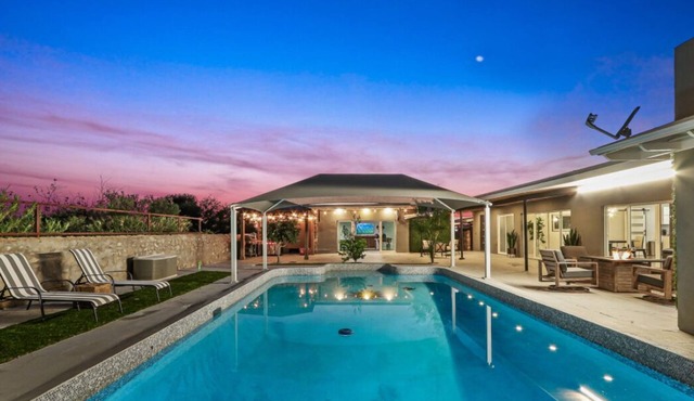 MODERN HOME WITH GYM, SAUNA, POOL AND GAME ROOM