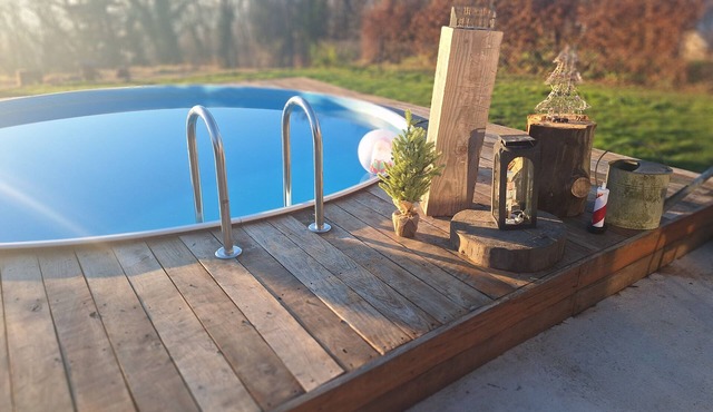 Modern home with jacuzzi and sauna near the Kupa River for relaxation.