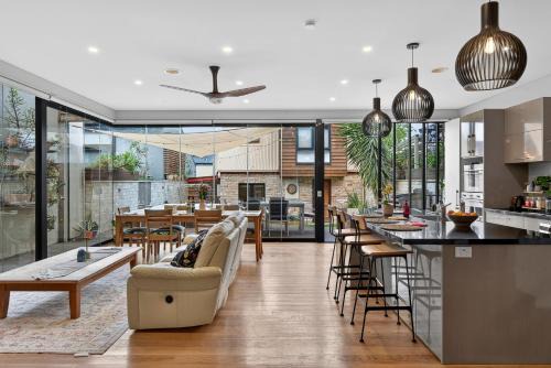 Modern Homestay near Sydney CBD, Leichhardt - Little Italy