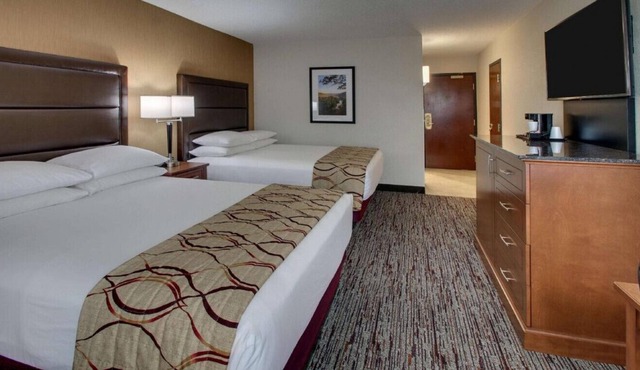 Modern & Homey Rm for Relaxing Stay! Free WiFi