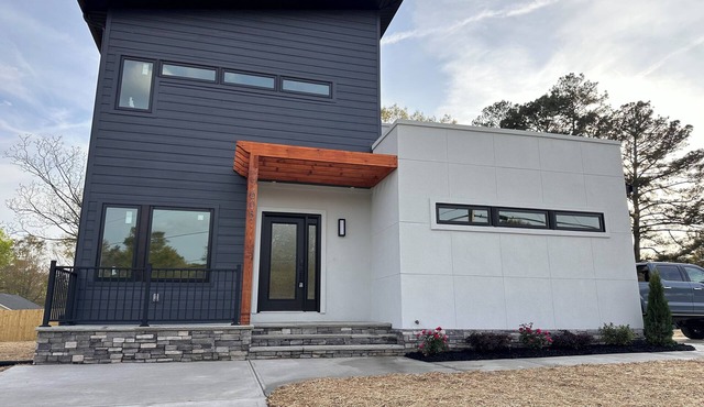 Modern house 3-bedroom and office with WiFi and AC in Gastonia