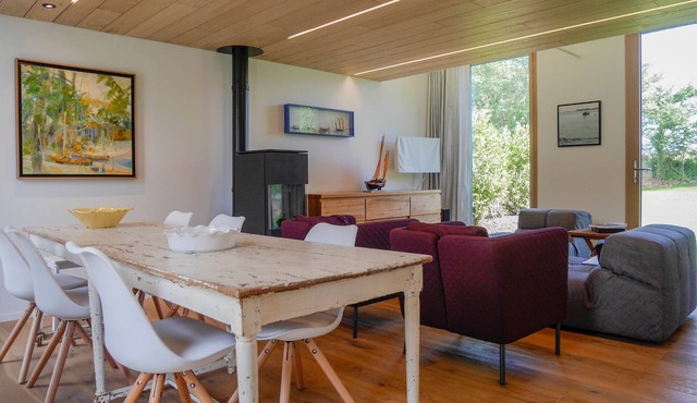 Modern house 800m from beach with garden and WIFI