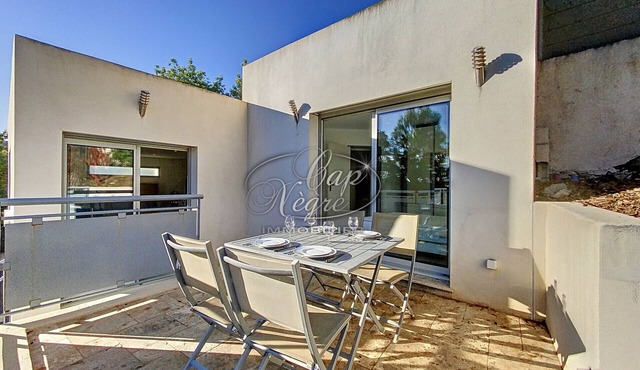 Modern house for 4 people close to Cavalière beach in Le Lavandou