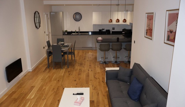 Modern house in jewellery quarter