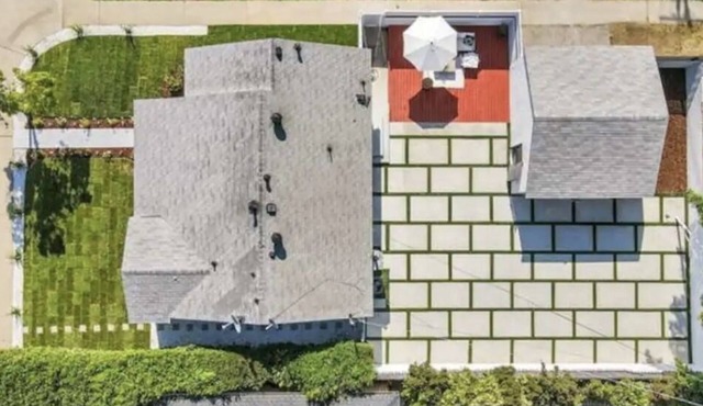 Modern house in Lake Balboa Los Angeles/LA pet friendly w/jacuzzi hot tub spa