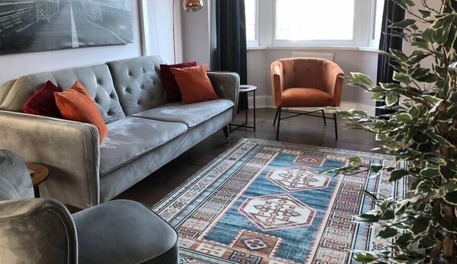 Modern house│Parking│A45/46│Airport│EMPOWER HOMES