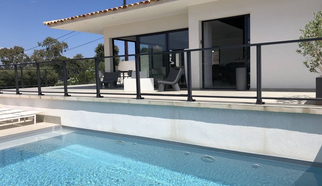 MODERN HOUSE PORTO VECCHIO AIR-CONDITIONED PRIVATE POOL SUPERB SEA/MOUNTAIN VIEW