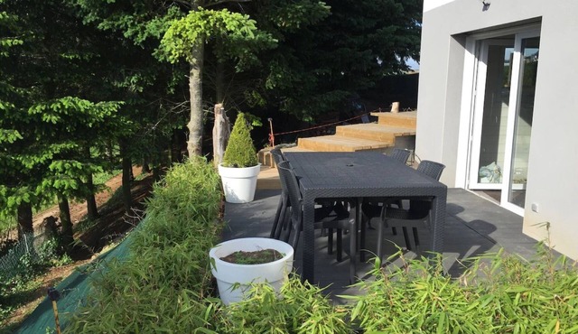 Modern house Proche Mer Langueux' with Private Terrace and Wi-Fi