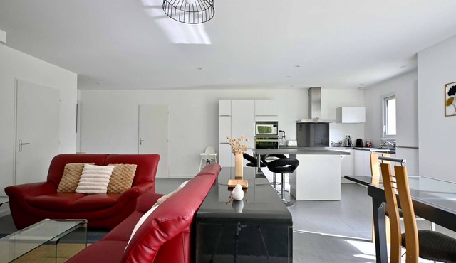 Modern house with garden, not overlooked – 3 bedrooms – Vannes