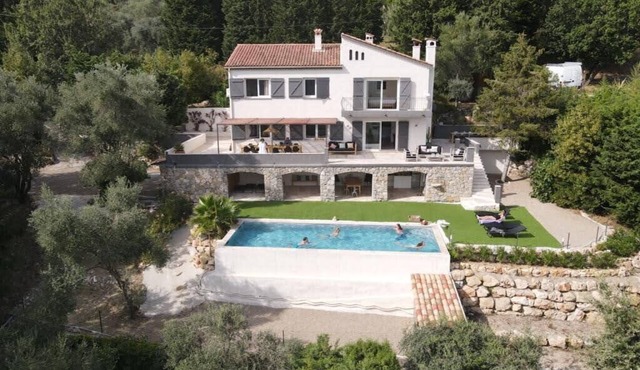 Modern House with Pool and Beautiful Terrace Sea View - BENAKEY