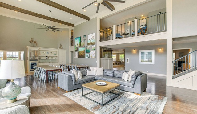 Modern Huge Home! 11,500 sq. ft! Family Reunions or Big Group! Perfect Location