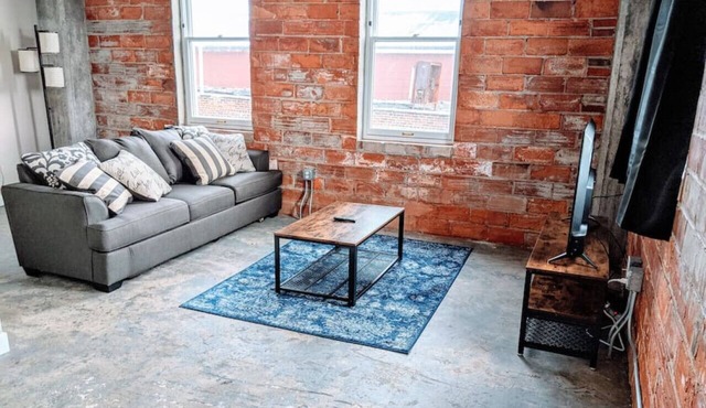 Modern-Industrial 1 BR, Downtown Davenport (#1)