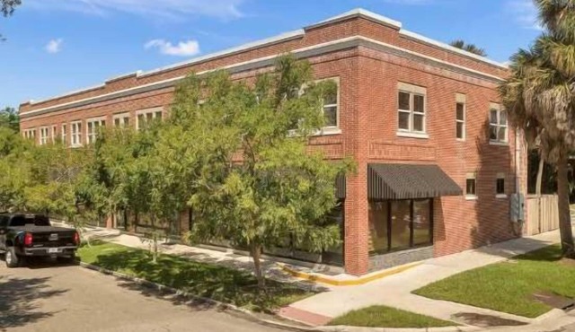 Modern Industrial Townhouses