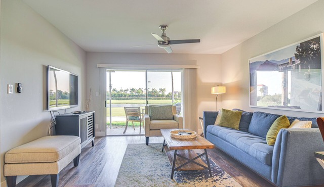 Modern Isla Del Sol Condo: Walk to St. Pete Beach!