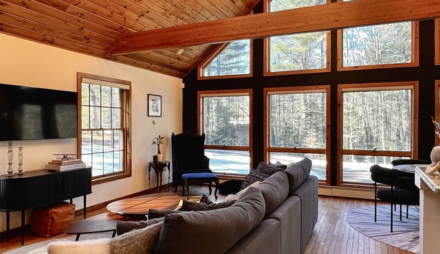 Modern Jack Frost Ski Chalet in the Poconos