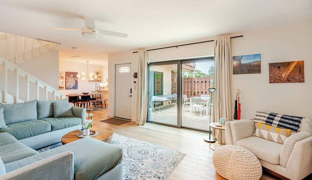 Modern Jupiter Escape-Minutes to Beach, Pool, Waterfront access-Monthly Rental