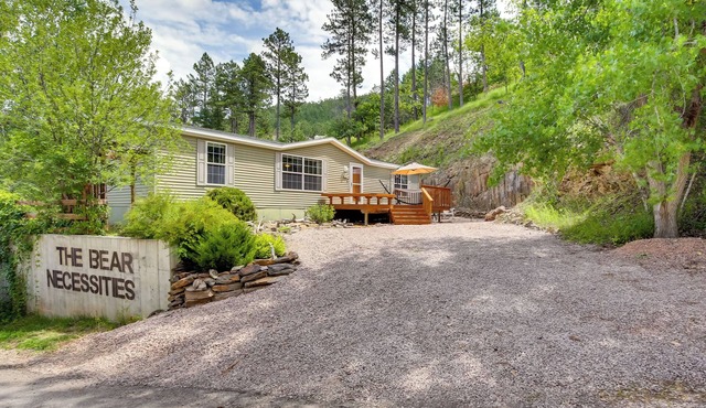 Modern Keystone Home: 4 Mi to Mount Rushmore!
