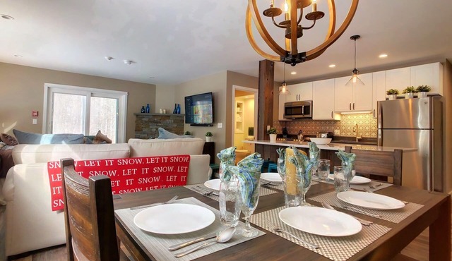 Modern Killington Farmhouse Condo: Close to it all! 412