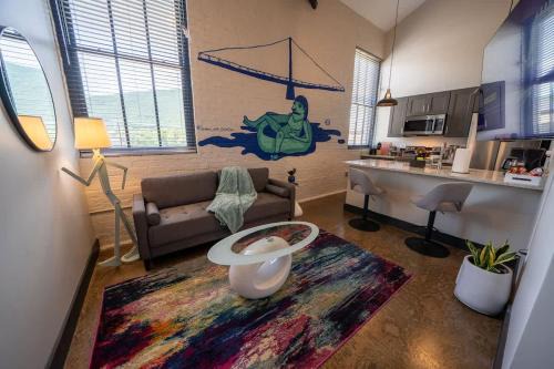 Modern King bed Apartment next to Brewery