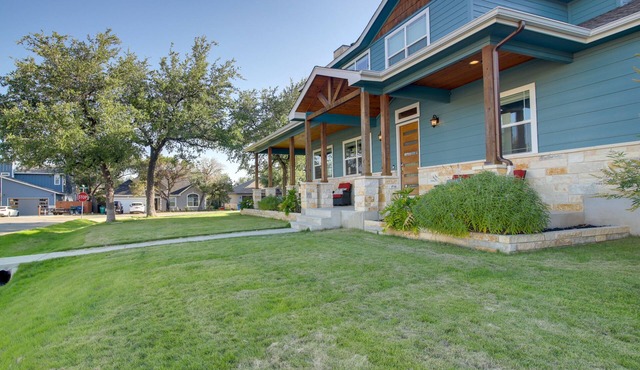 Modern Lago Vista Home w/Pool & Lake Access!