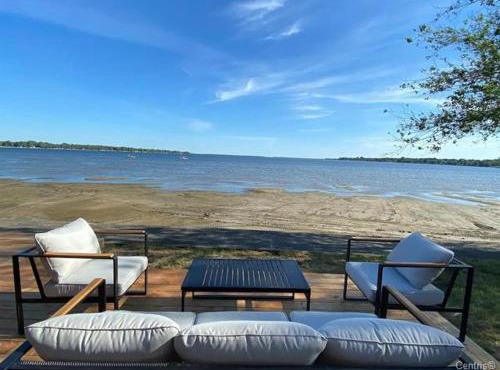 Modern Lake Champlain Villa with Spa