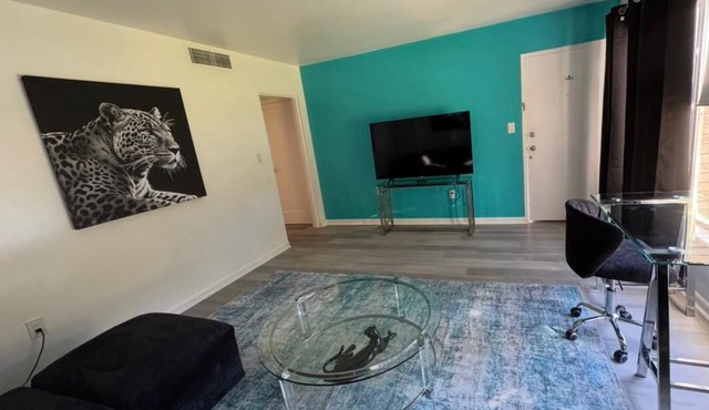 Modern Lake Eola Condo in the Heart of Thornton Park