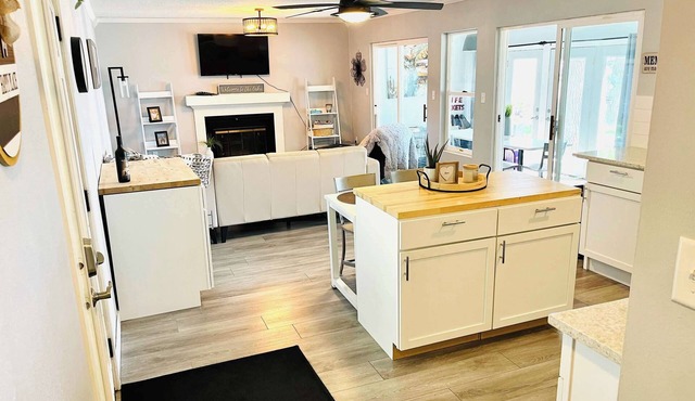 Modern Lake Escape on Big Spirit