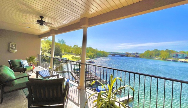 Modern Lake Hamilton Condo w/180° Lakefront View-Main Channel, Central Location!