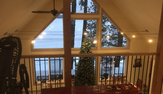 Modern lake home with dock. Bring your watercraft, friends and fishing gear.