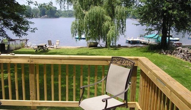 Modern Lake House 8 Miles from Ann Arbor