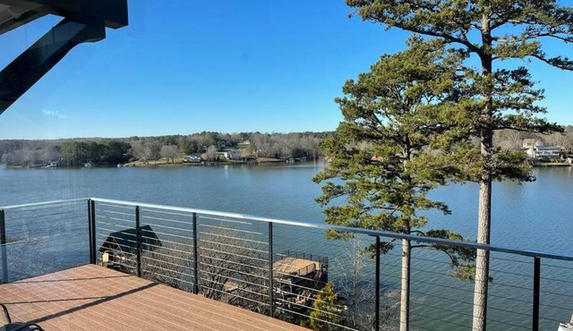 Modern Lakefront Views at Lake Hickory Haven