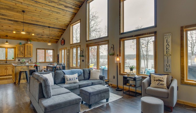 Modern Lakeside Chalet on Crow Wing Chain w/Dock!