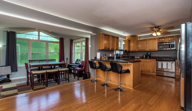 Modern large home near Cleveland