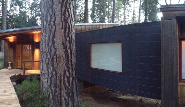 Modern lives in historical setting