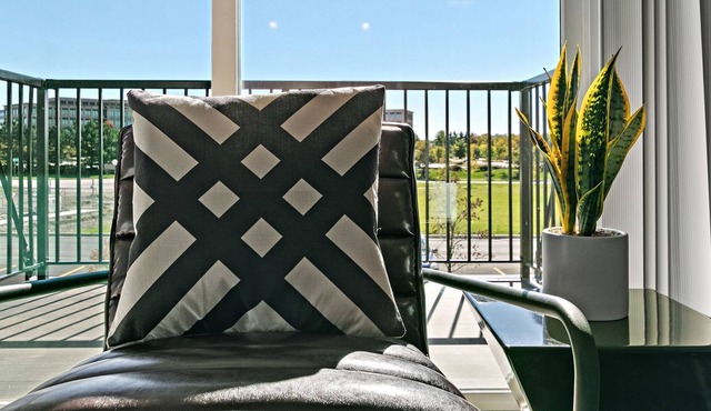 Modern Living 1BR in Warrenville