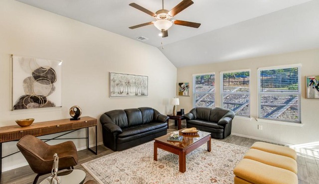 Modern Living in Lago Vista