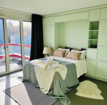 Modern Living, Luxe Studio Zurich