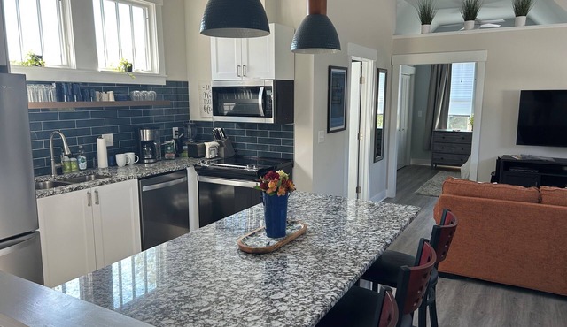 Modern Loft in 12 South ~ Walk to Hot Spots