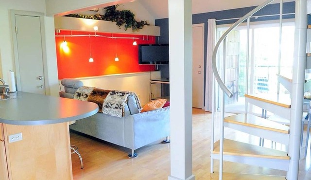 Modern Loft in the Heart of ATX | Walk to Zilker Park