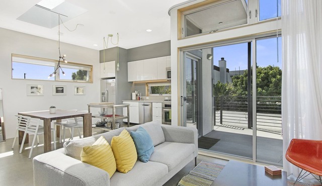 Modern Loft in the Heart of Venice Beach