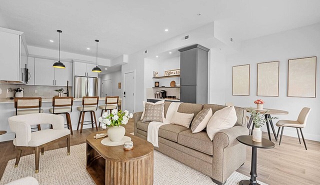 Modern Luxe Downtown Apartment near Colleges, Hospitals & Entertainment Venues