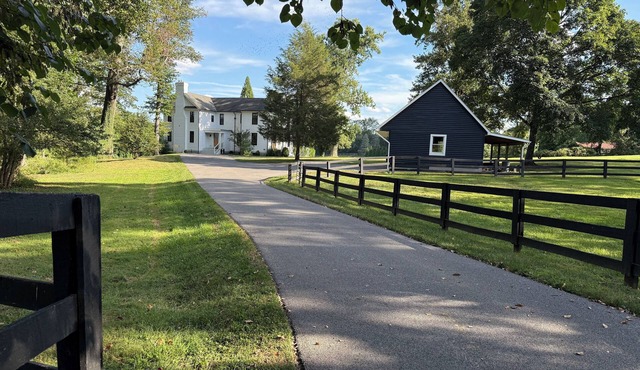 Modern Luxe Farmhouse Retreat with Peaceful Pasture Views Minutes from Town