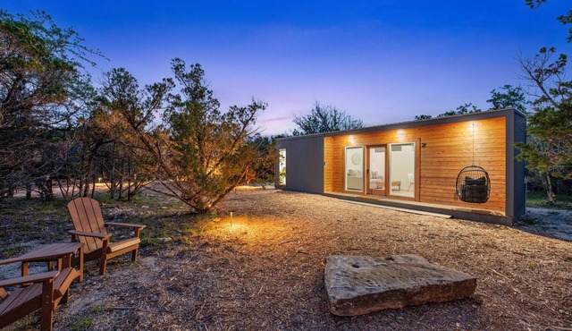 Modern, Luxurious Tiny Home at The Cedars Ranch